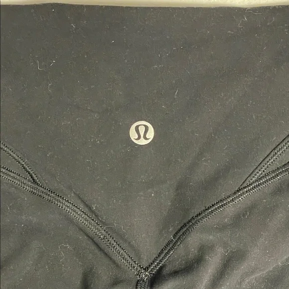 Lululemon Align Curve Seam High-Rise Short - Picture 10 of 10